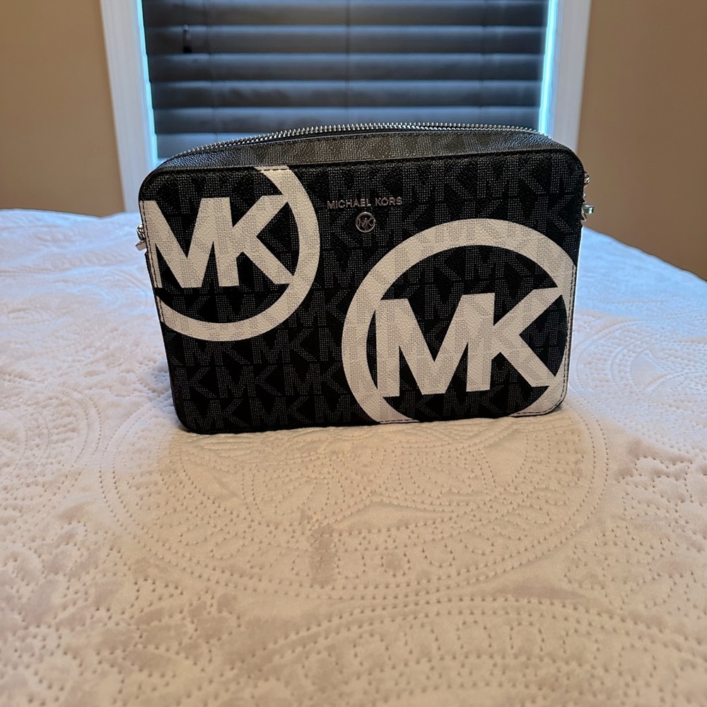 MK crossbody bag! Brand new